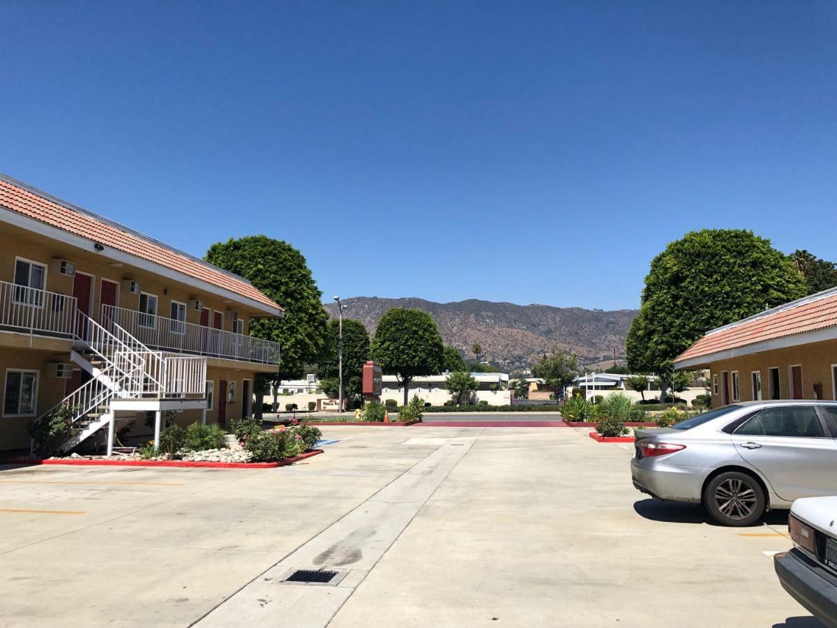 Glendora Motel Bagian luar foto