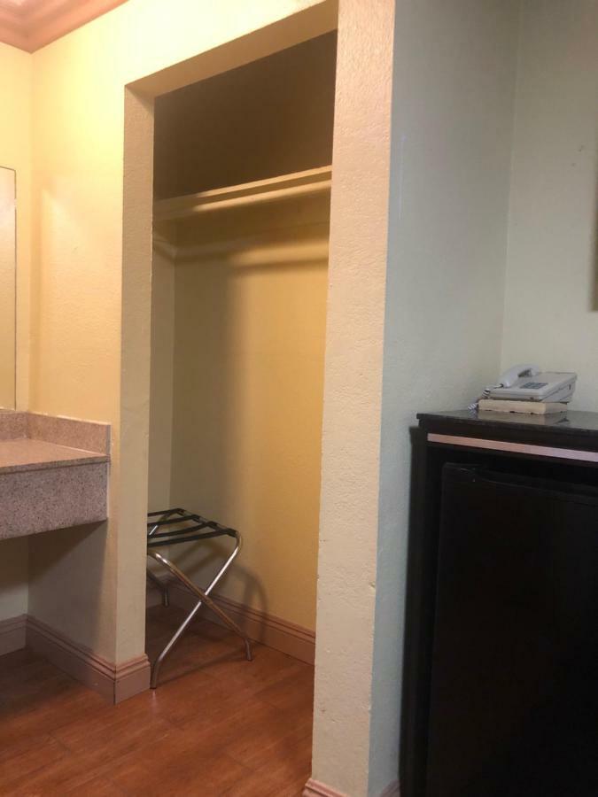 Glendora Motel Bagian luar foto